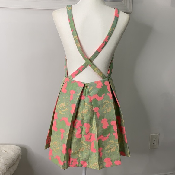 Dolce Vita Floral Sleeveless Dress in Green and Pink - Picture 7 of 8
